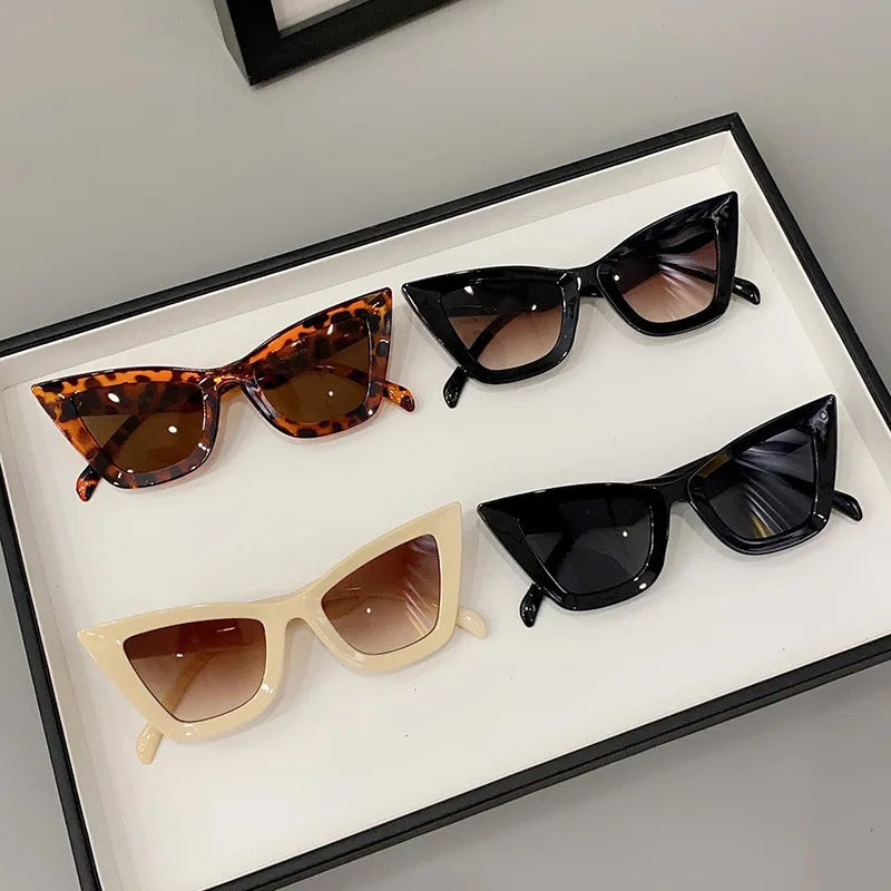 Big Frame Vintage Square Sunglasses – Unisex Oversized Cat Eye Eyewear for Bold Street Style - Image 2